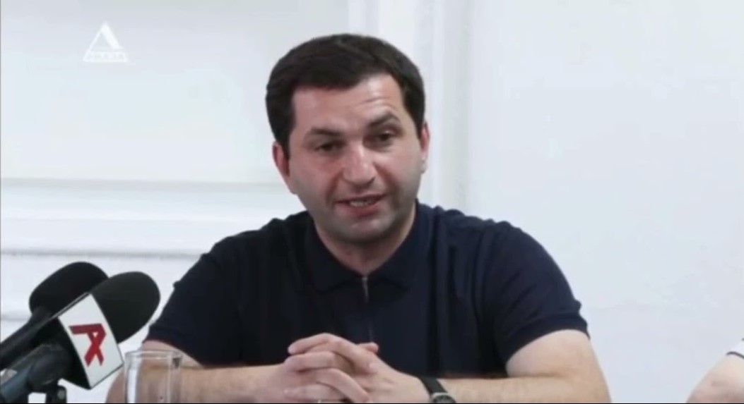 «Au monde, nous sommes tous des Russes» - la remarque d'un politicien d'Abkhaz a déclenché des contrecoups en ligne