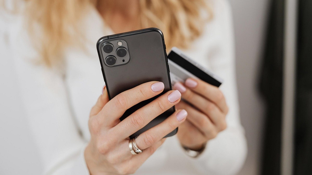 Amendes de paiement de carte à carte en Azerbaïdjan