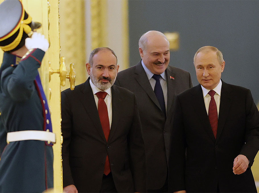 « Qu'ils se cognent la tête contre le mur » : le gouvernement arménien réagit à la proposition d'adhérer à l'État fédéré de la Russie