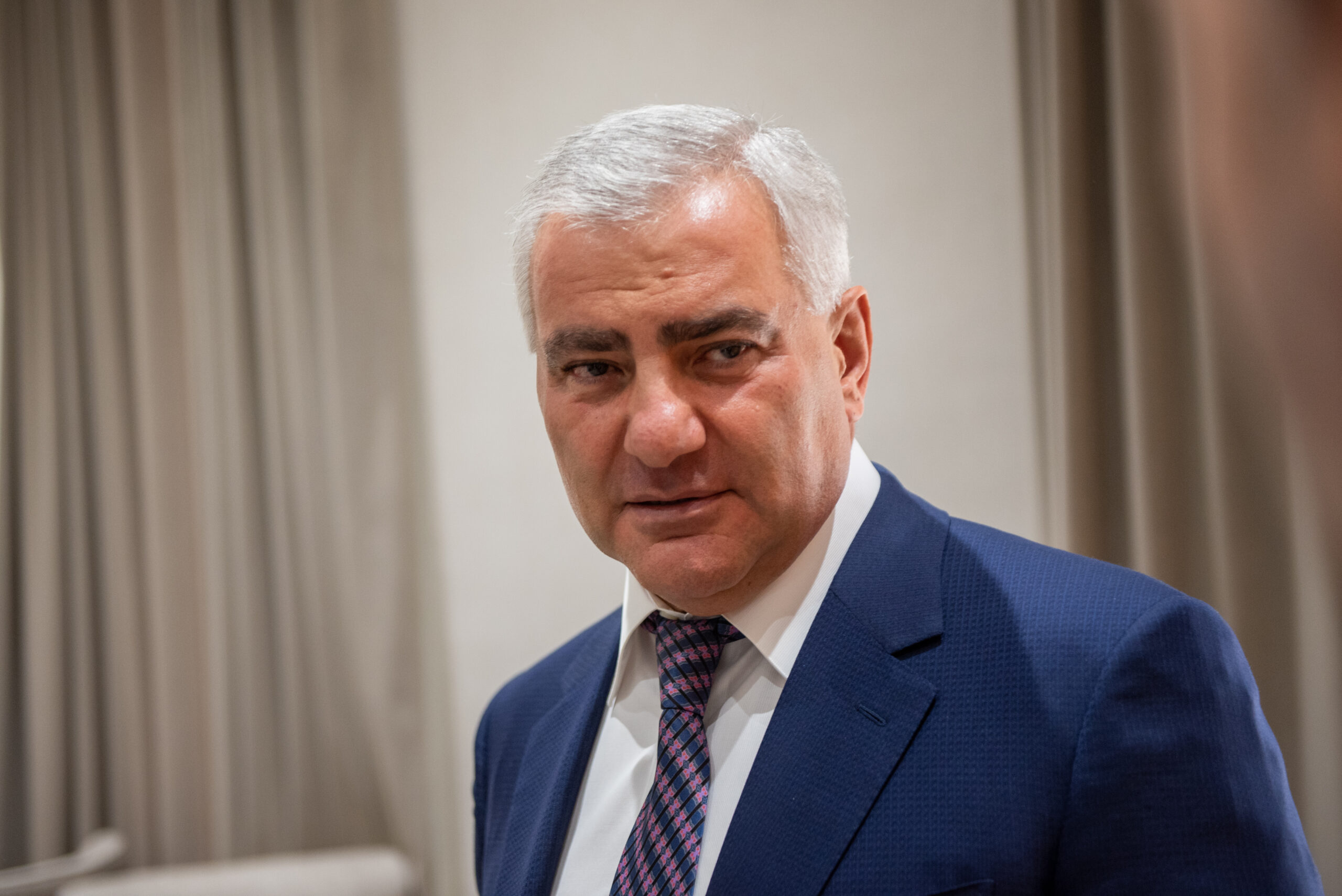 Une imitation du candidat au Premier ministre arménien