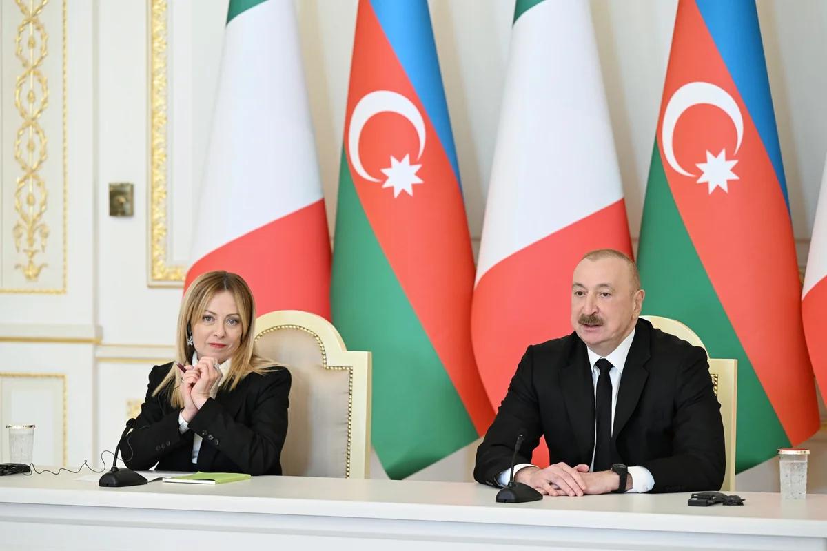 Giorgia Meloni à Bakou