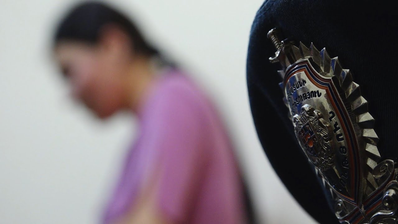 La police arménienne constate une augmentation des signalements de violence domestique : données et analyses