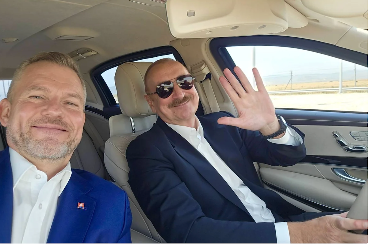 Le président slovaque se rend en Azerbaïdjan pour discuter de l'énergie, du commerce et de la reconstruction du Karabakh