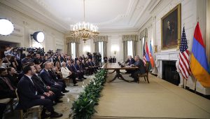 « La stabilité régionale est la principale réussite » : bilan du sommet de Washington sur la paix, un an après