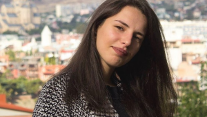 La famille affirme que d&rsquo;anciens responsables géorgiens sont liés au « suicide » présumé de sa fille en 2020