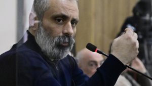 « Nous ne sommes pas à genoux, nous luttons pour la justice » : message de David Babayan depuis la prison de Bakou