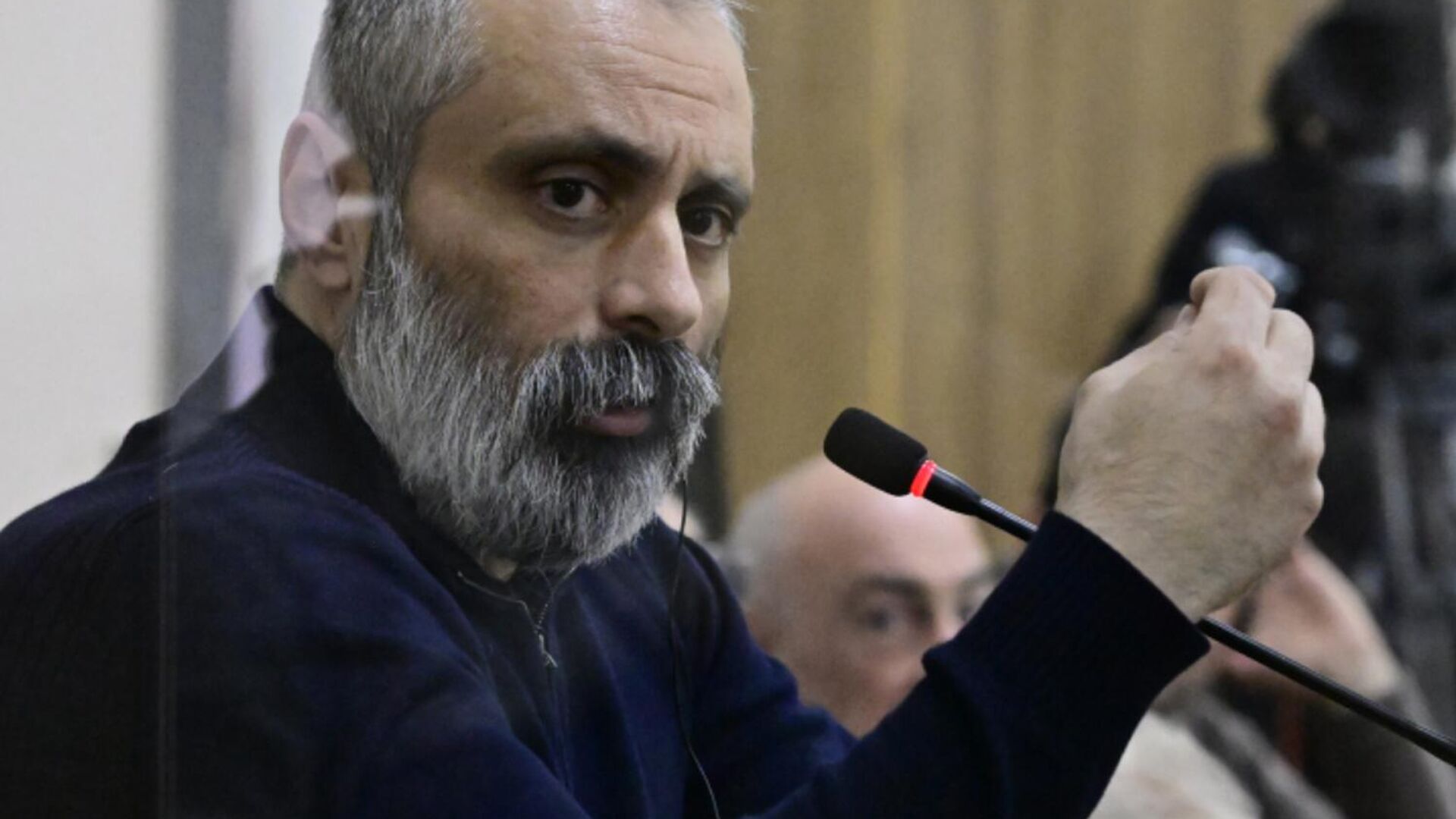 "Nous ne sommes pas à genoux, nous luttons pour la justice" : message de David Babayan depuis la prison de Bakou