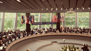 Le Comité des Ministres du Conseil de l&rsquo;Europe exhorte la Russie à retirer ses troupes des territoires occupés de Géorgie