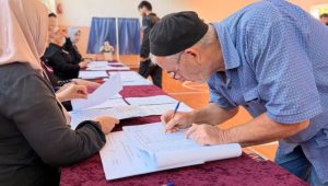 Les fonctionnaires du Daghestan affirment avoir été soumis à des pressions pour voter pour Russie unie