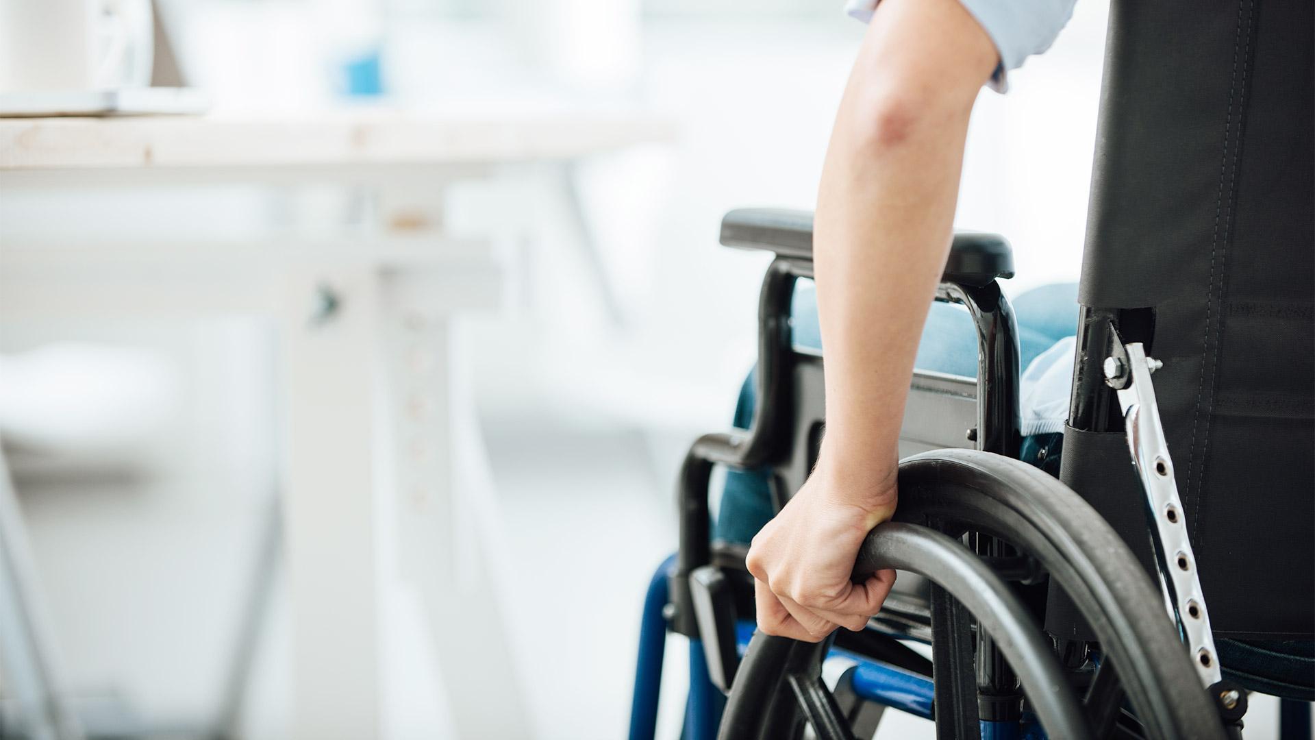 Un employé d'un orphelinat arménien agresse brutalement un résident handicapé