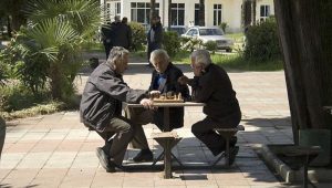 Pourquoi les retraites en Abkhazie sont-elles si basses ? Les responsables expliquent