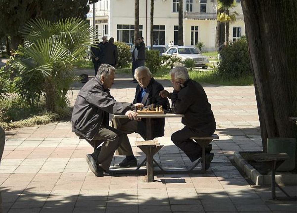 Pourquoi les retraites en Abkhazie sont-elles si basses ? Les responsables expliquent