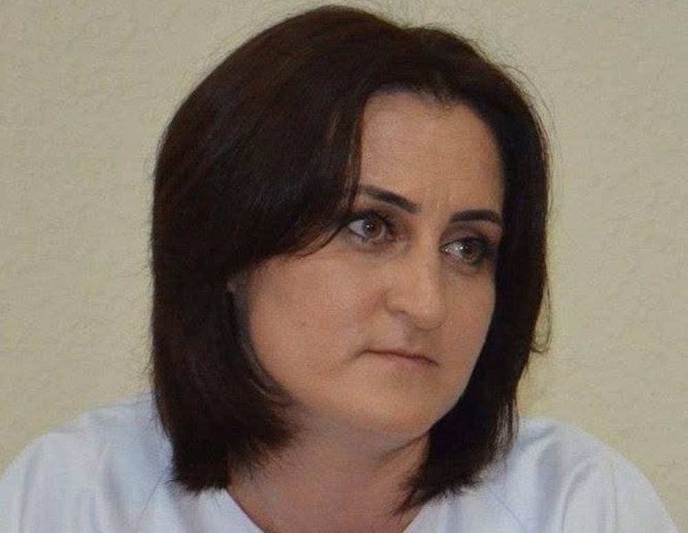 Un tribunal russe inflige une amende à la journaliste abkhaze Nizfa Arshba pour violation de la loi sur les agents étrangers