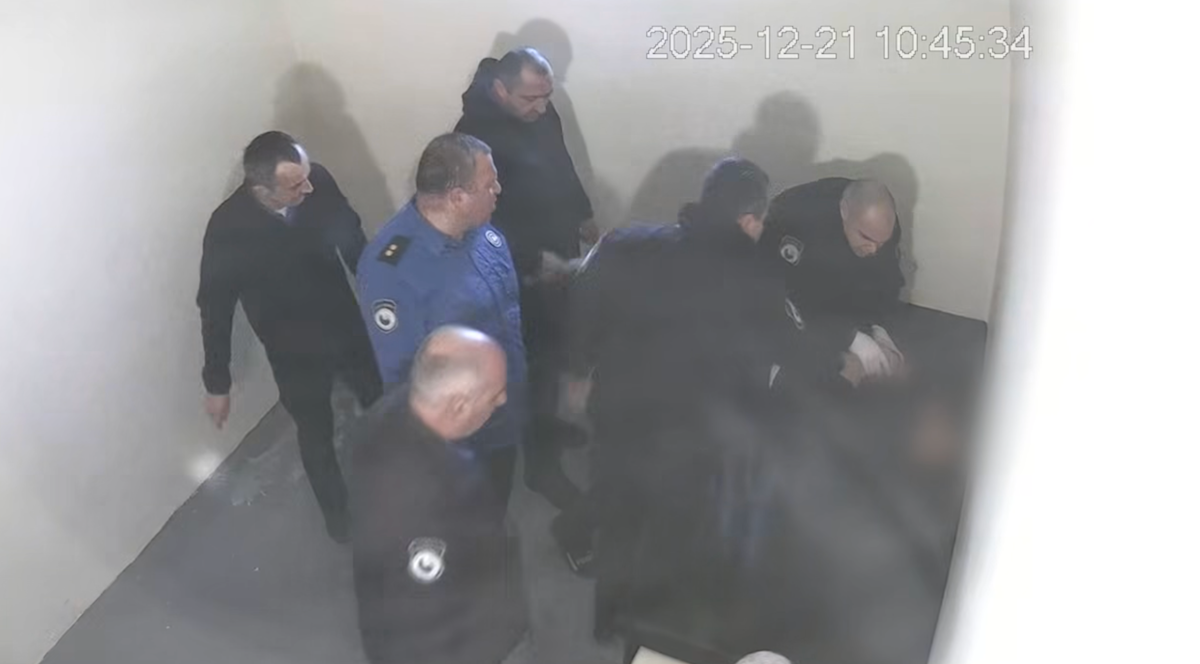En Géorgie, un prisonnier accuse les gardiens d'abus sexuels. Le service pénitentiaire nie les allégations