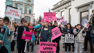 Le Défenseur public de Géorgie aurait supprimé le département axé sur l&rsquo;égalité des sexes