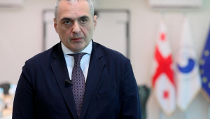 Les procureurs recommandent au ministère de la Justice de suspendre le directeur de la prison de Géorgie dans le cadre d&rsquo;une enquête sur les passages à tabac